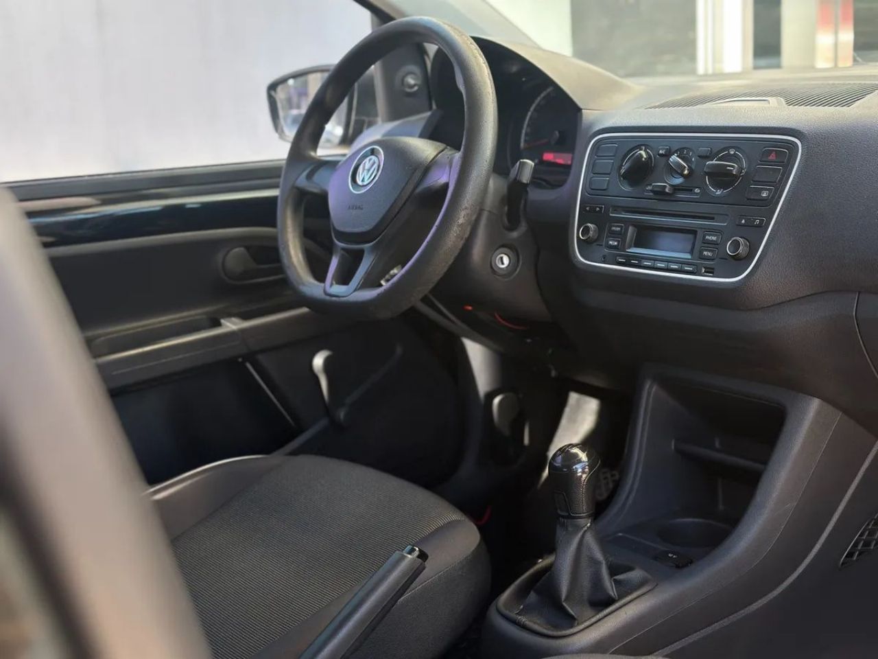 Volkswagen UP Usado Financiado en Córdoba, deRuedas