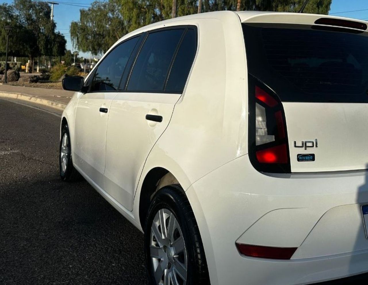 Volkswagen UP Usado en Mendoza, deRuedas