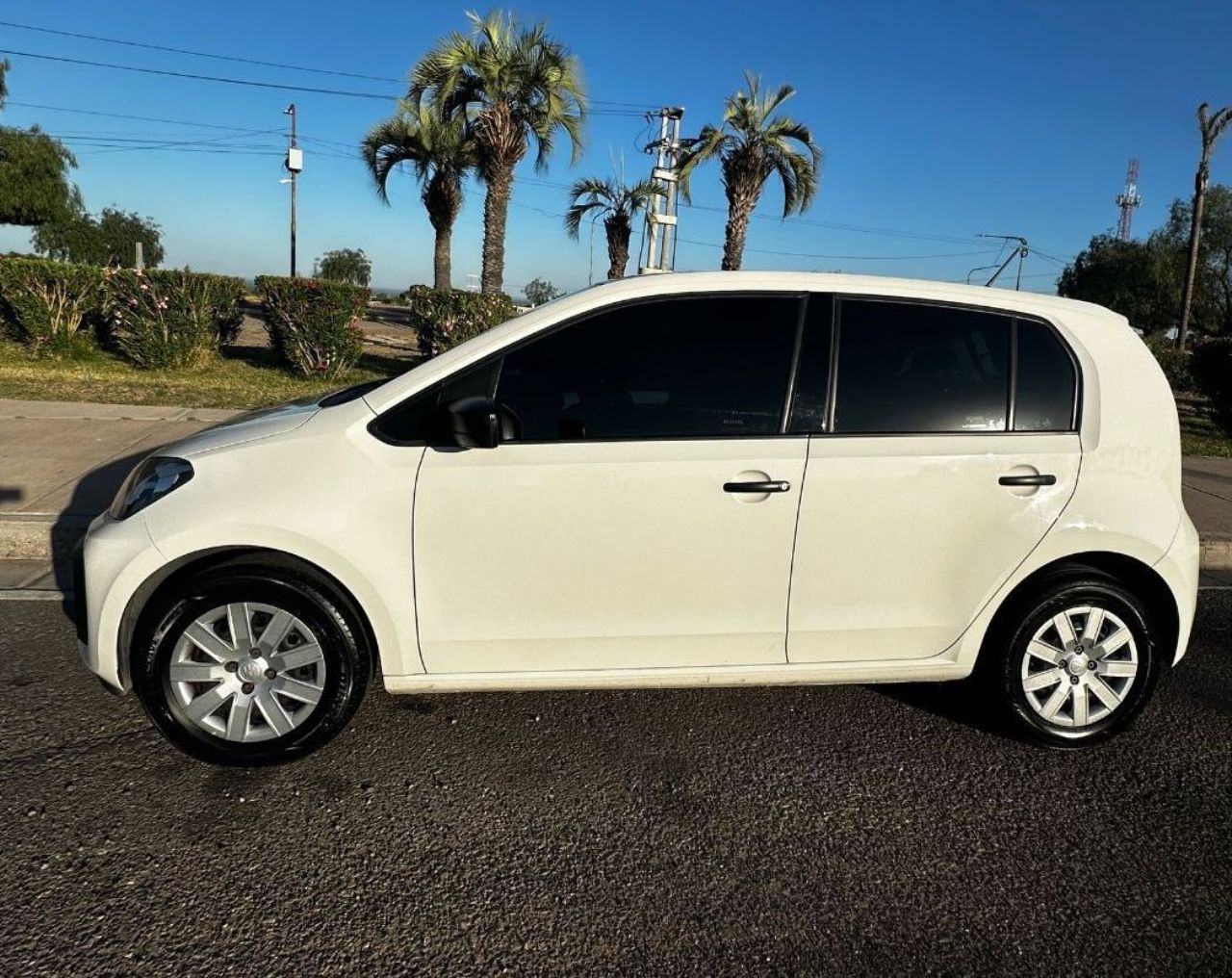 Volkswagen UP Usado en Mendoza, deRuedas