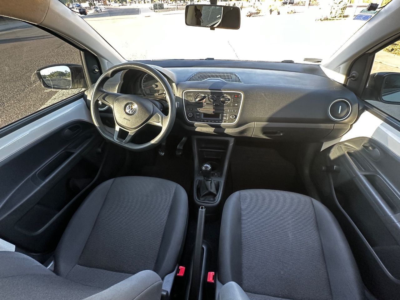 Volkswagen UP Usado en Mendoza, deRuedas