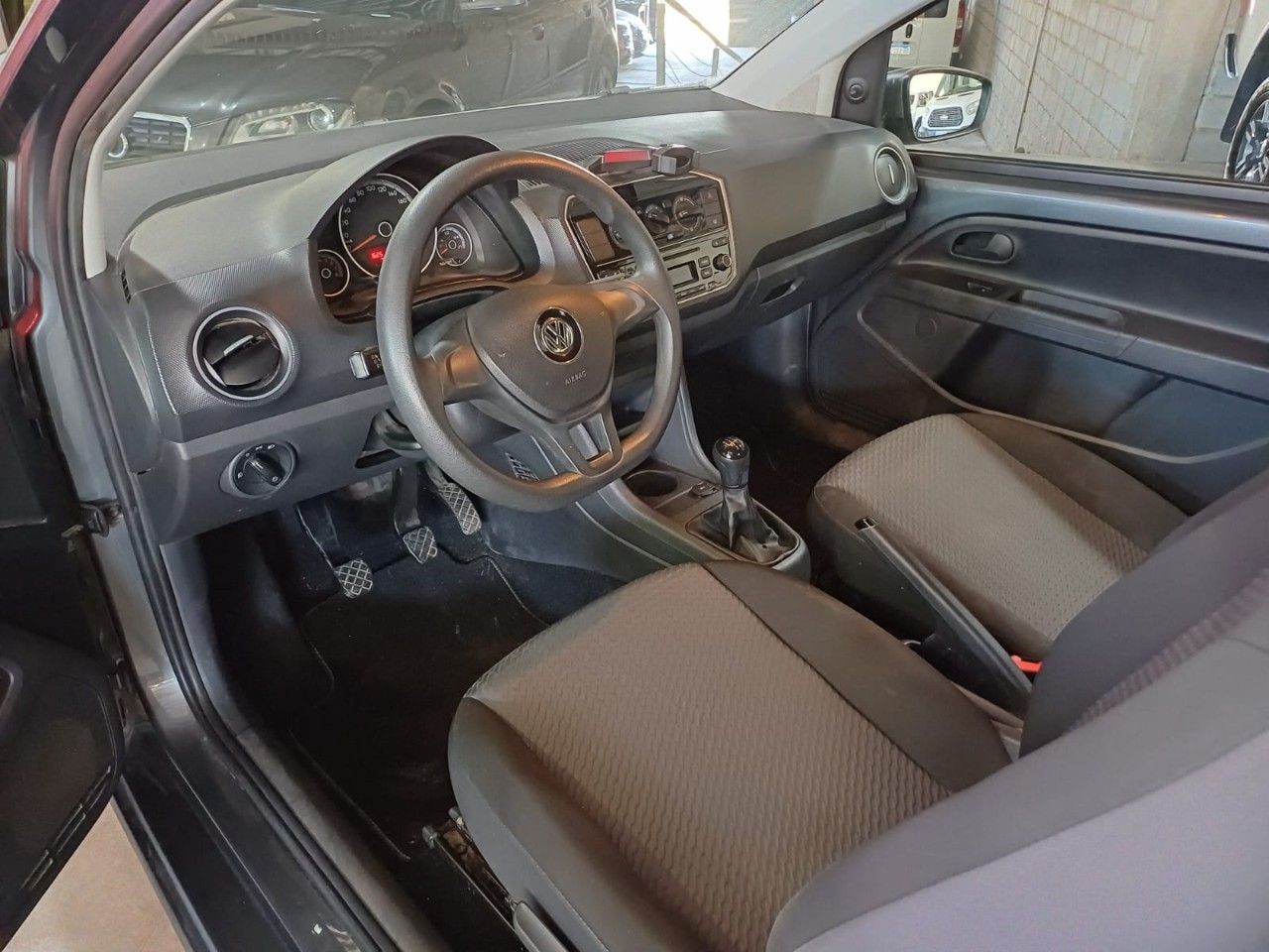 Volkswagen UP Usado Financiado en Córdoba, deRuedas