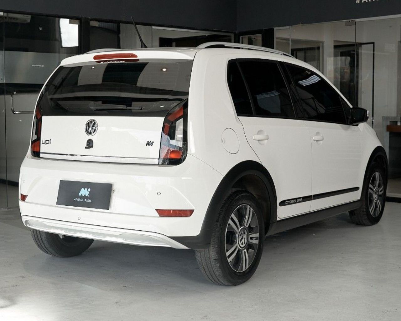 Volkswagen UP Usado Financiado en Córdoba, deRuedas