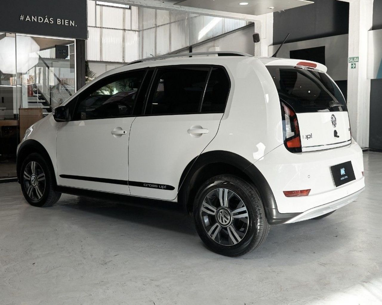 Volkswagen UP Usado Financiado en Córdoba, deRuedas
