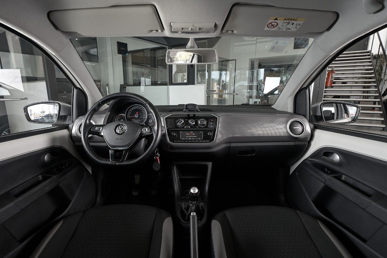 Volkswagen UP Usado Financiado en Córdoba, deRuedas
