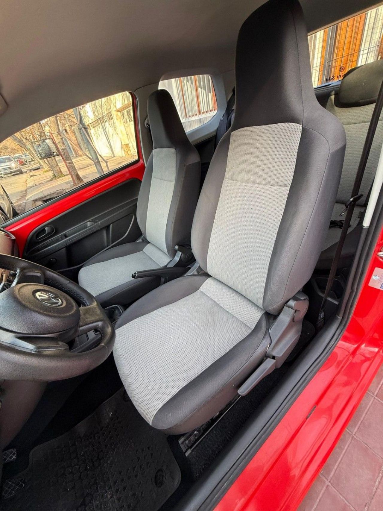 Volkswagen UP Usado en Mendoza, deRuedas