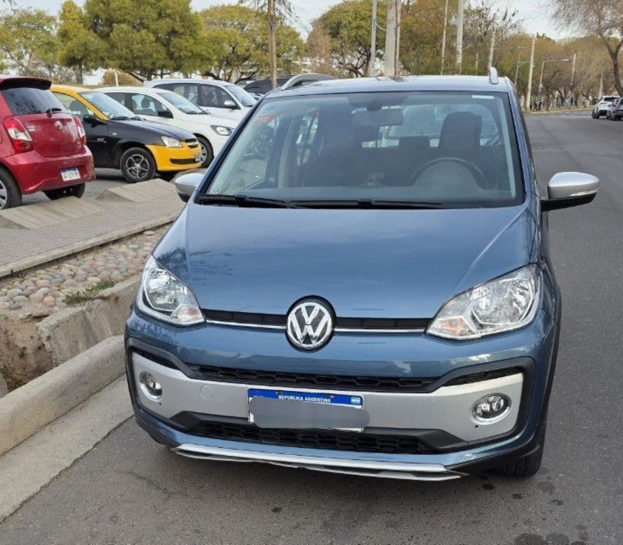 Volkswagen UP Usado en Mendoza, deRuedas