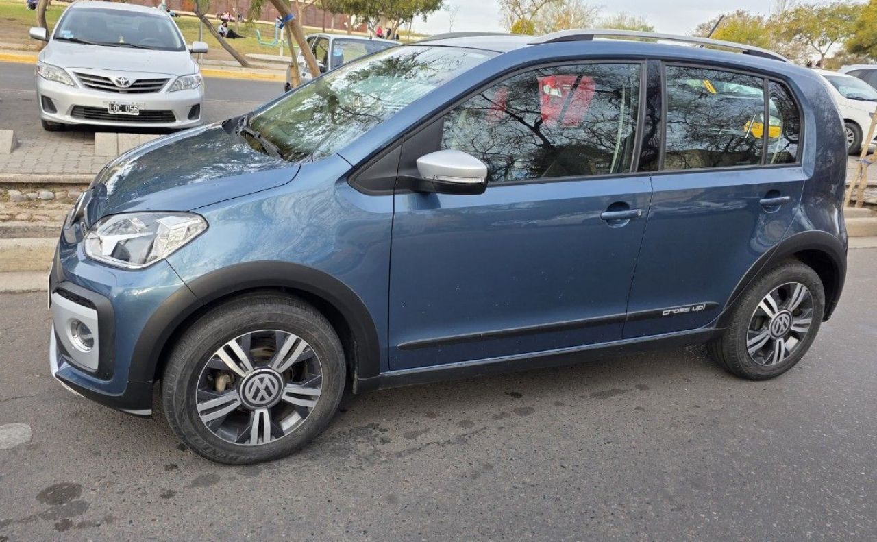 Volkswagen UP Usado en Mendoza, deRuedas