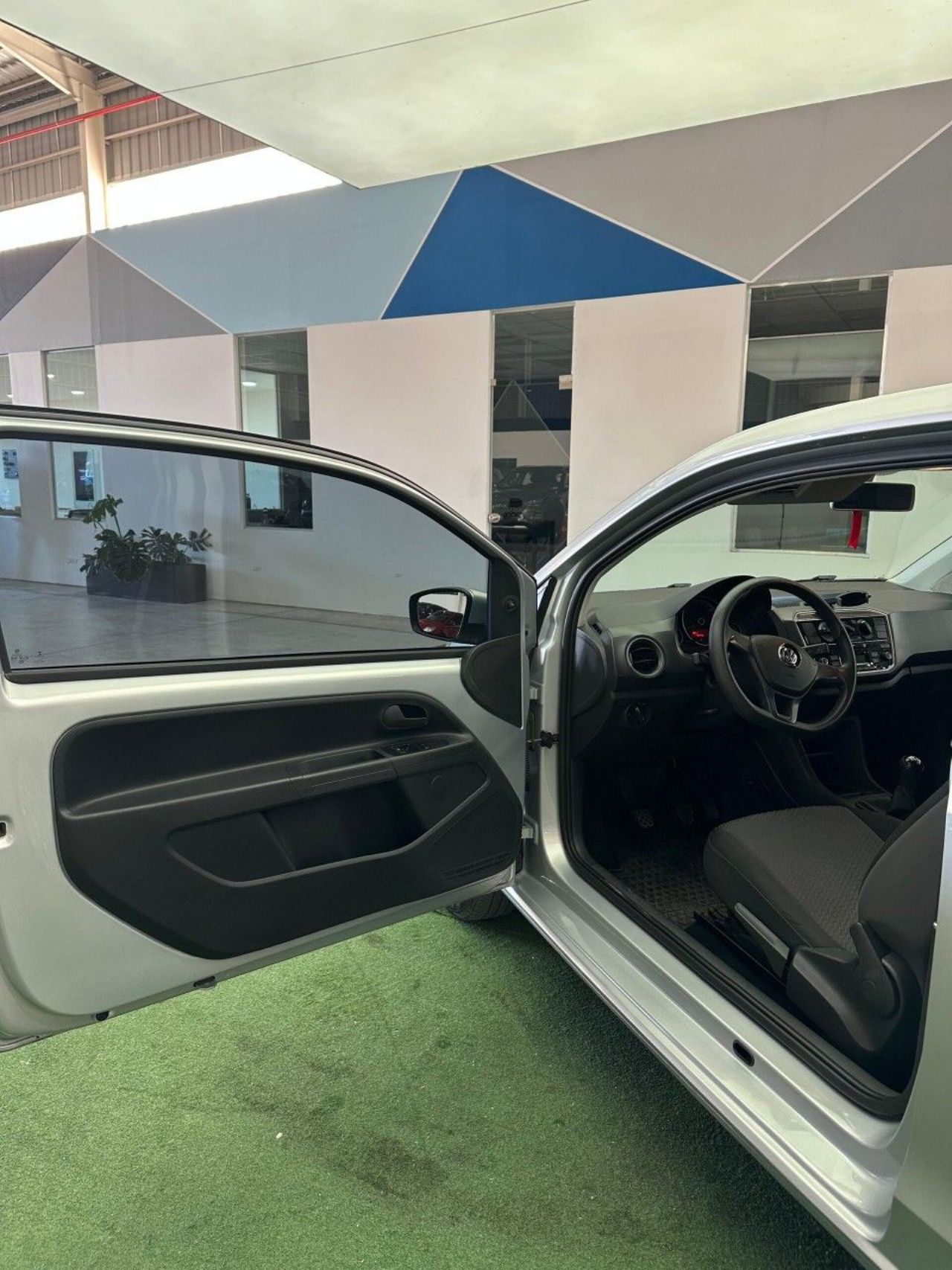 Volkswagen UP Usado Financiado en Córdoba, deRuedas