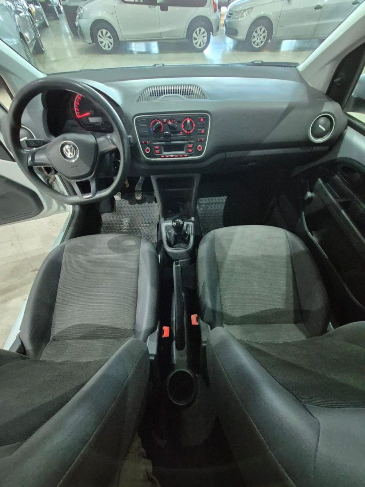 Volkswagen UP Usado en Mendoza, deRuedas