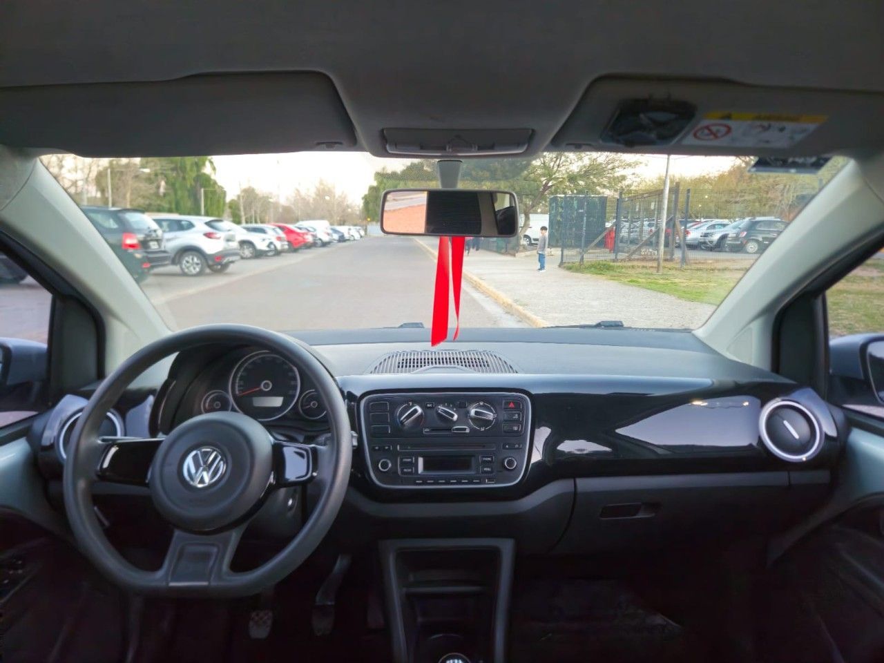 Volkswagen UP Usado Financiado en Mendoza, deRuedas