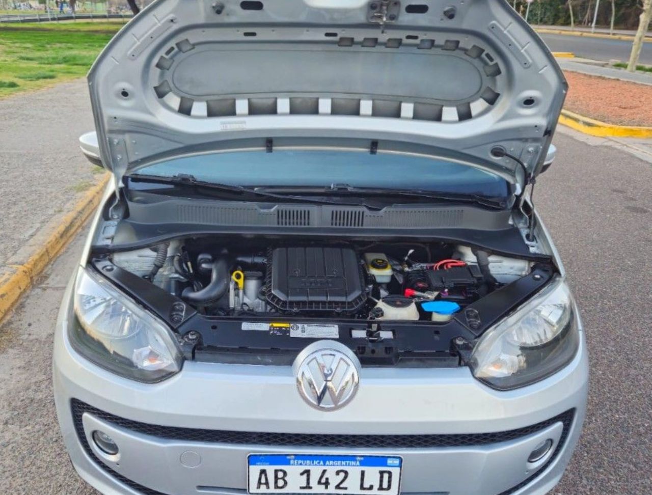 Volkswagen UP Usado Financiado en Mendoza, deRuedas