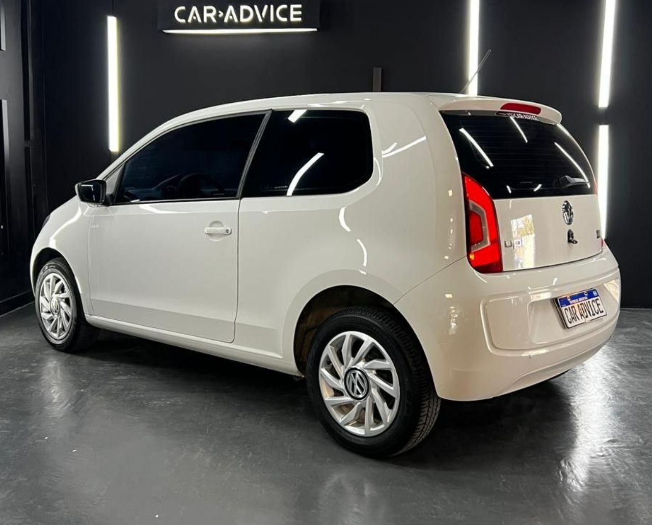 Volkswagen UP Usado en Córdoba, deRuedas