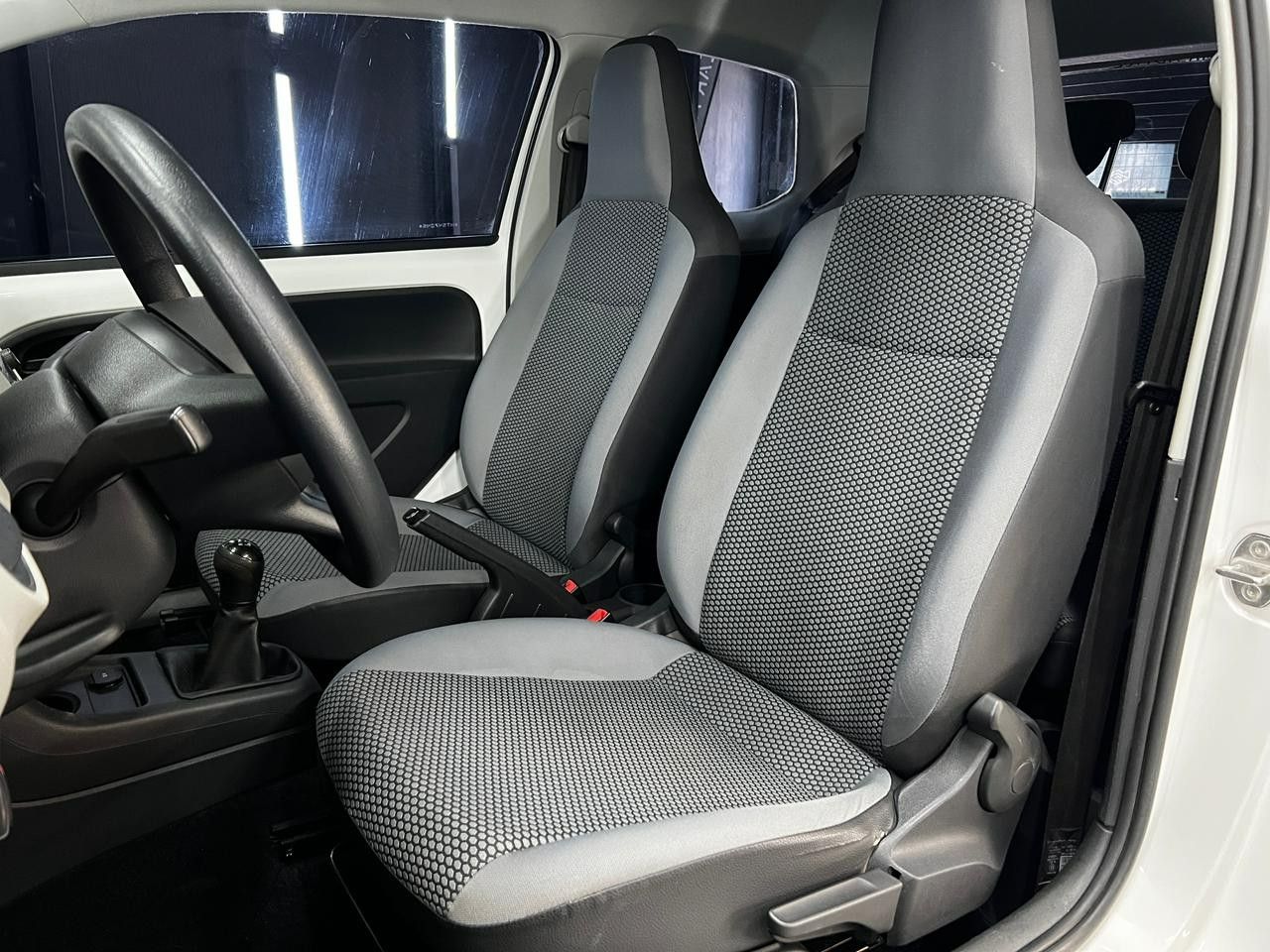 Volkswagen UP Usado en Córdoba, deRuedas