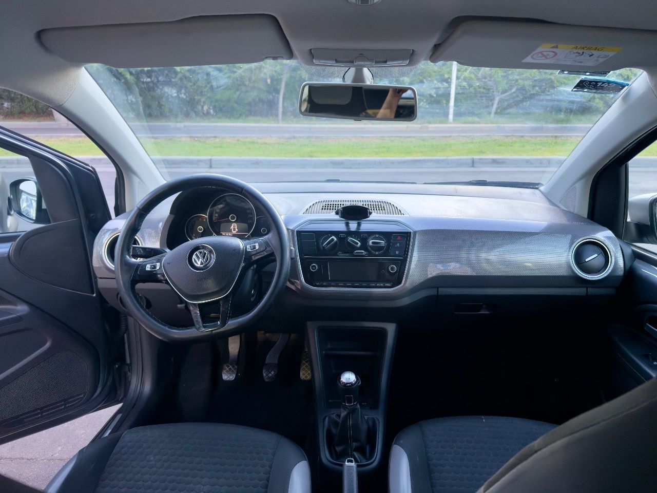 Volkswagen UP Usado Financiado en Toda Argentina, deRuedas