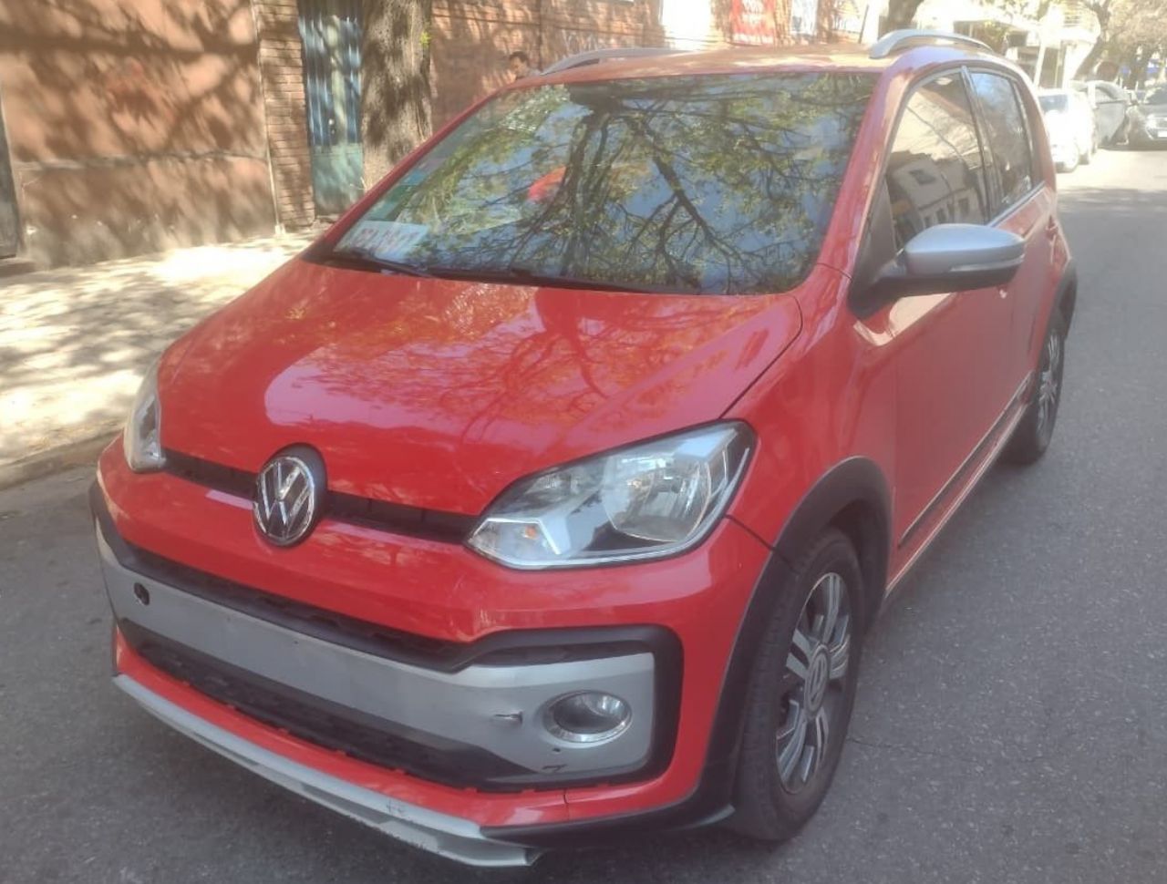 Volkswagen UP Usado Financiado en Buenos Aires, deRuedas