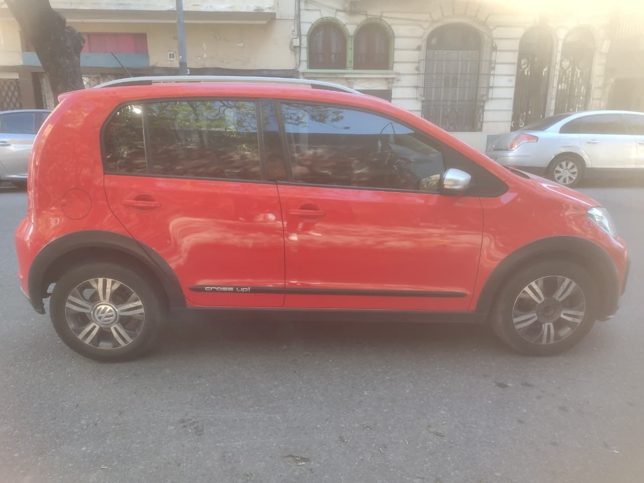 Volkswagen UP Usado Financiado en Buenos Aires, deRuedas