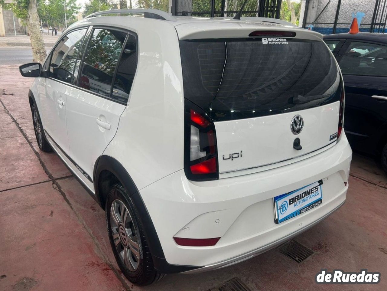 Volkswagen UP Usado en Mendoza, deRuedas