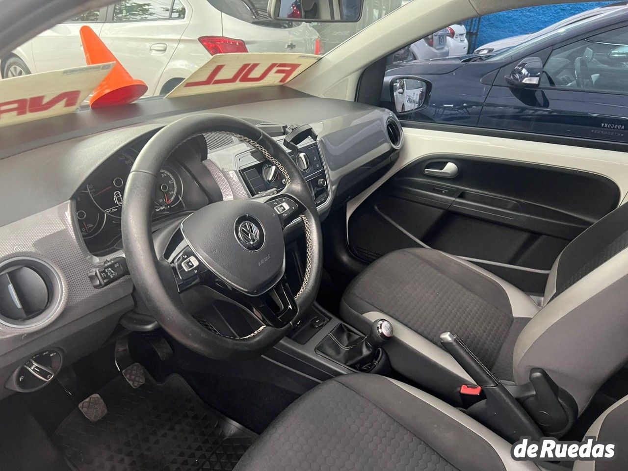 Volkswagen UP Usado en Mendoza, deRuedas