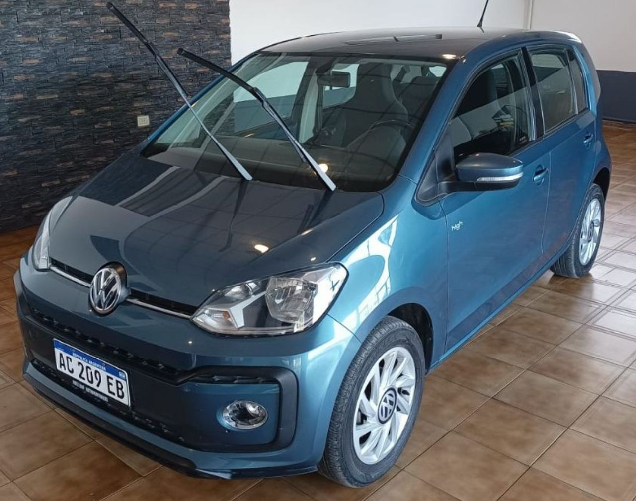 Volkswagen UP Usado en Mendoza, deRuedas