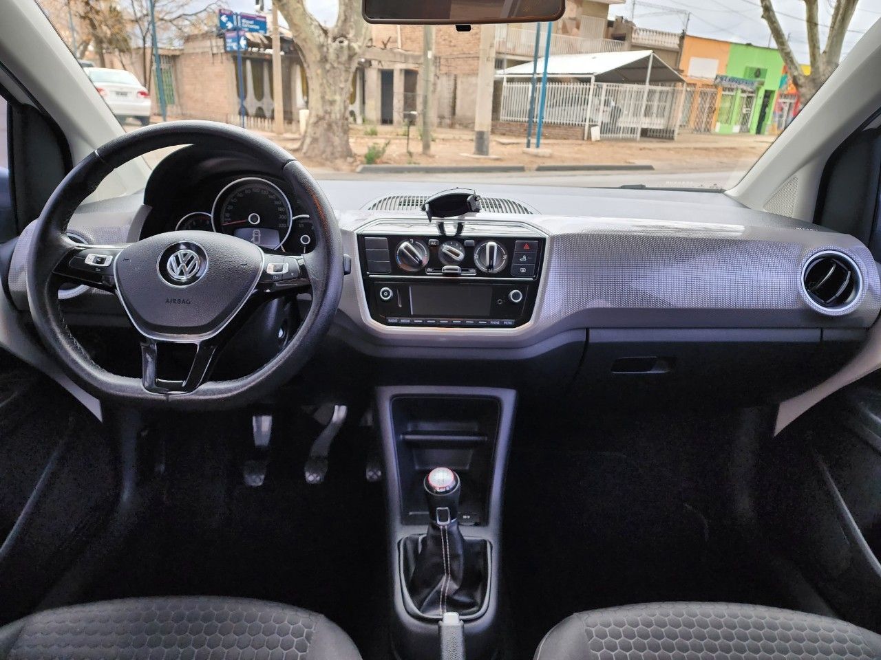Volkswagen UP Usado en Mendoza, deRuedas