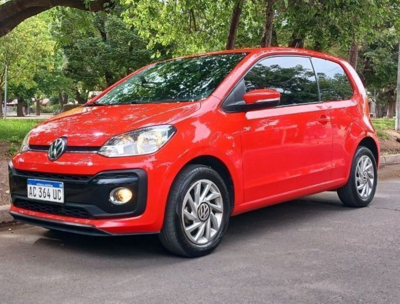 Volkswagen UP Usado en Mendoza, deRuedas
