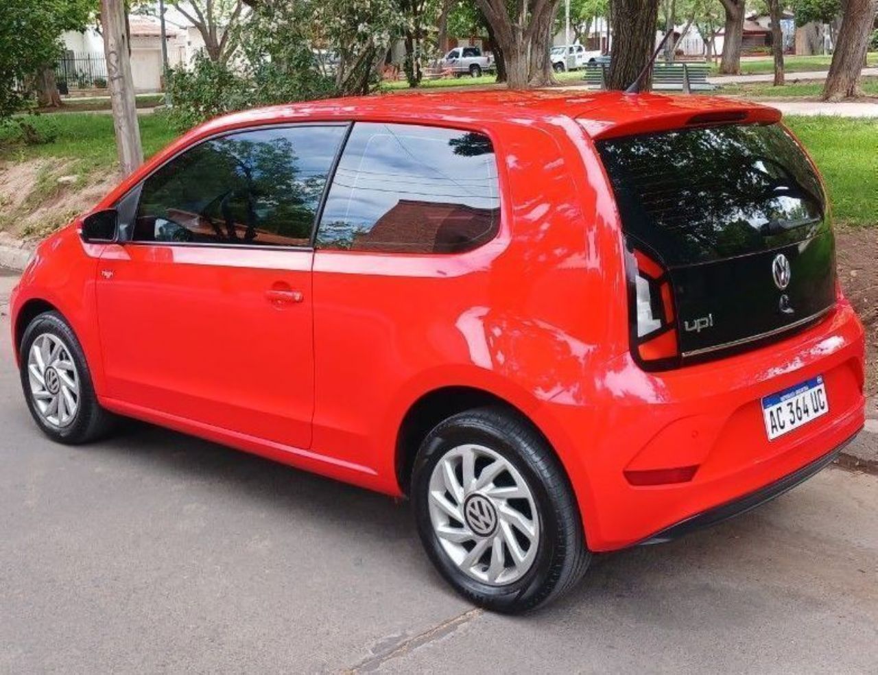 Volkswagen UP Usado en Mendoza, deRuedas