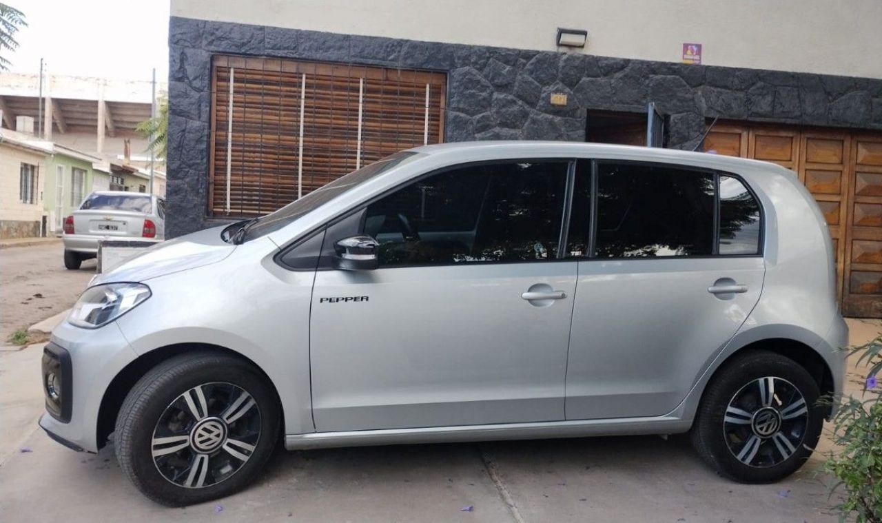 Volkswagen UP Usado en Mendoza, deRuedas