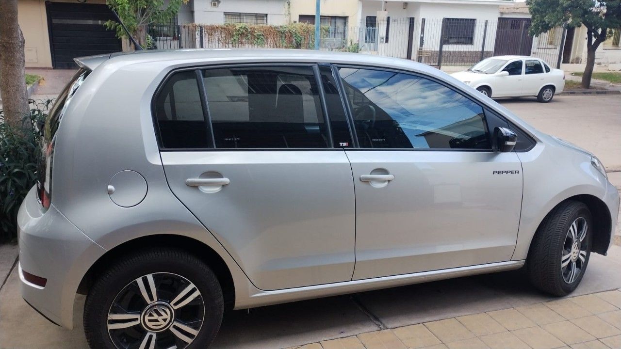 Volkswagen UP Usado en Mendoza, deRuedas