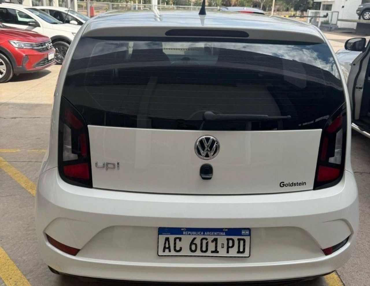 Volkswagen UP Usado en Mendoza, deRuedas