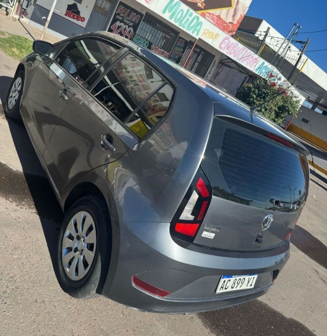Volkswagen UP Usado en Mendoza, deRuedas