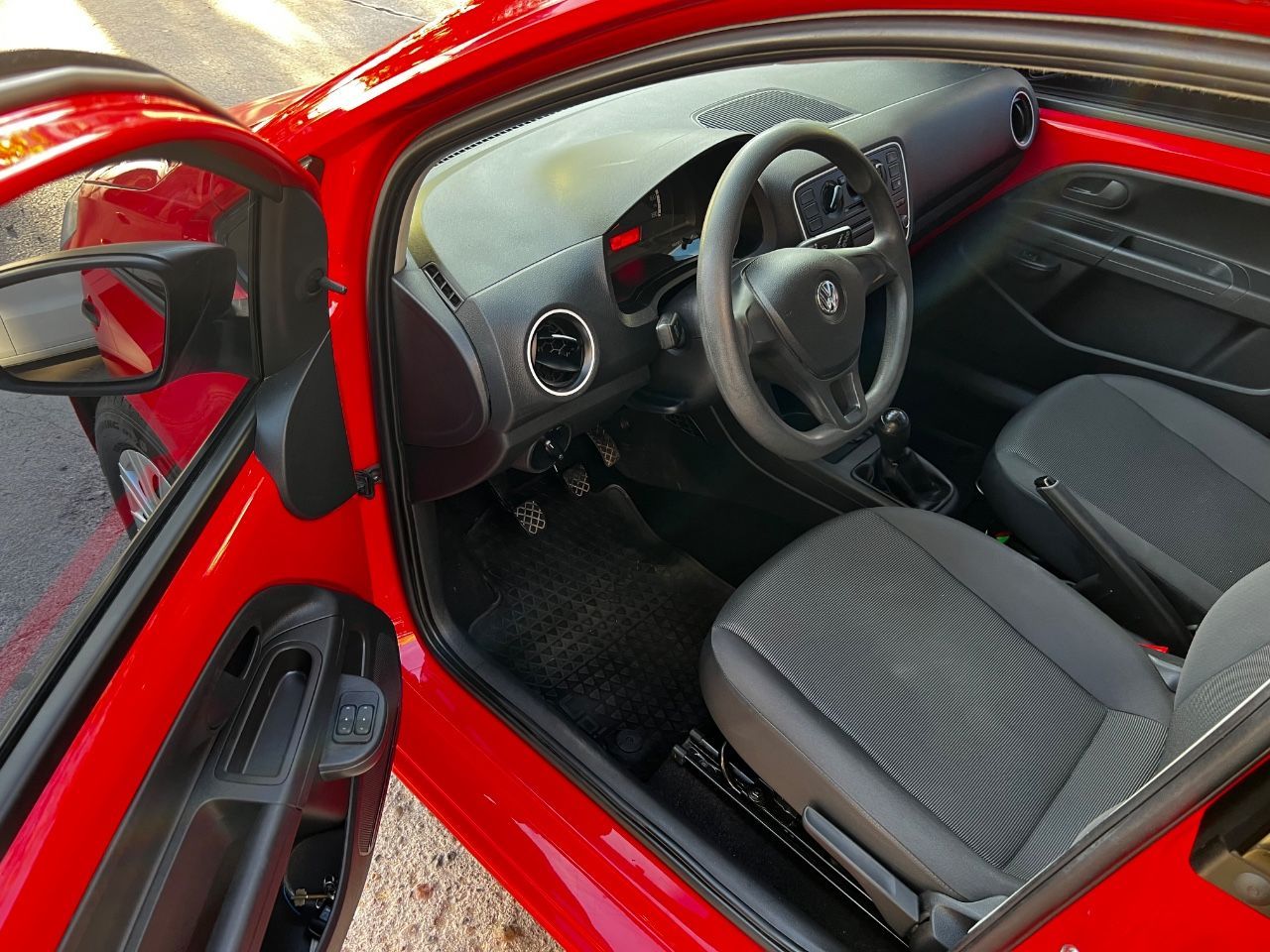 Volkswagen UP Usado en Mendoza, deRuedas