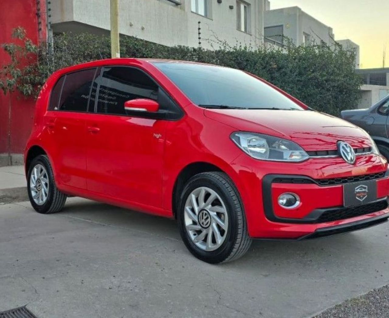 Volkswagen UP Usado Financiado en Mendoza, deRuedas