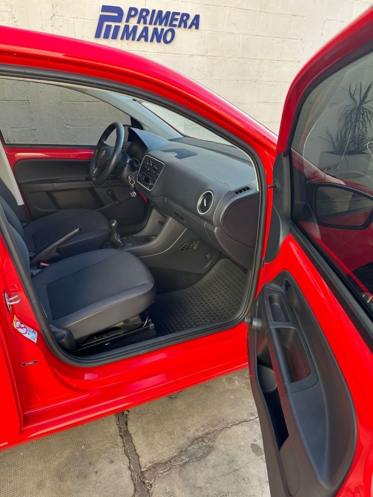 Volkswagen UP Usado en San Juan, deRuedas