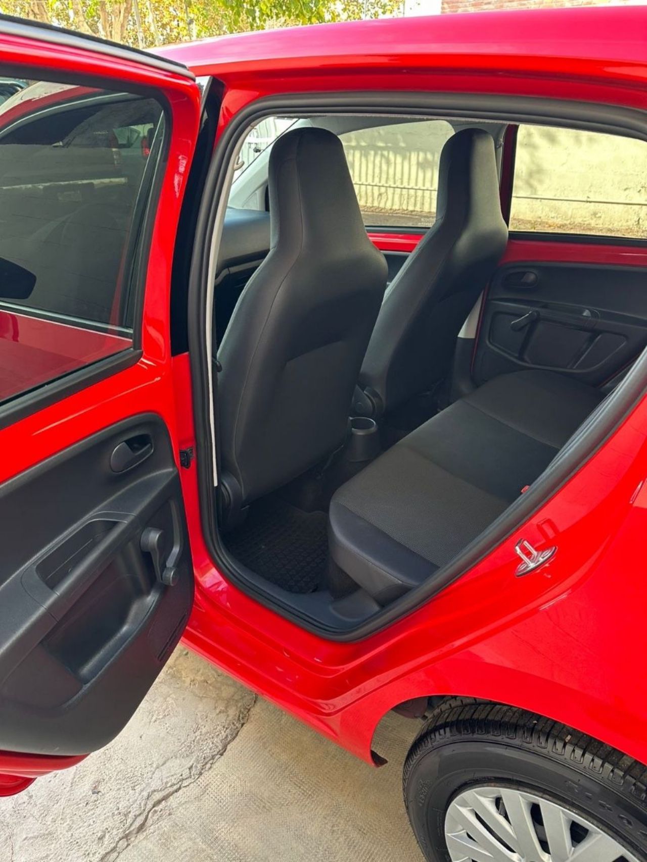 Volkswagen UP Usado en San Juan, deRuedas