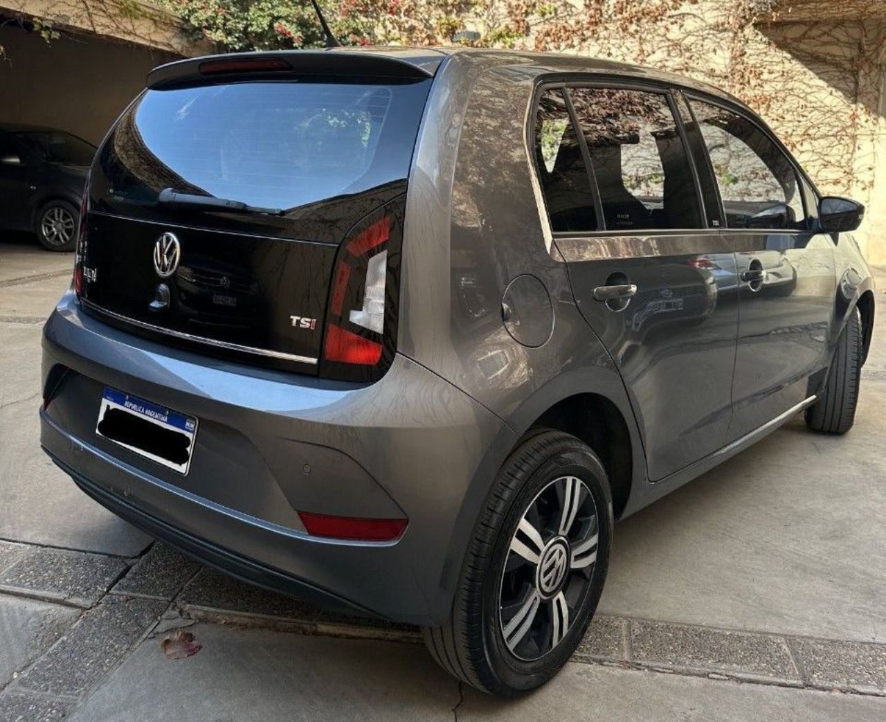 Volkswagen UP Usado en Mendoza, deRuedas