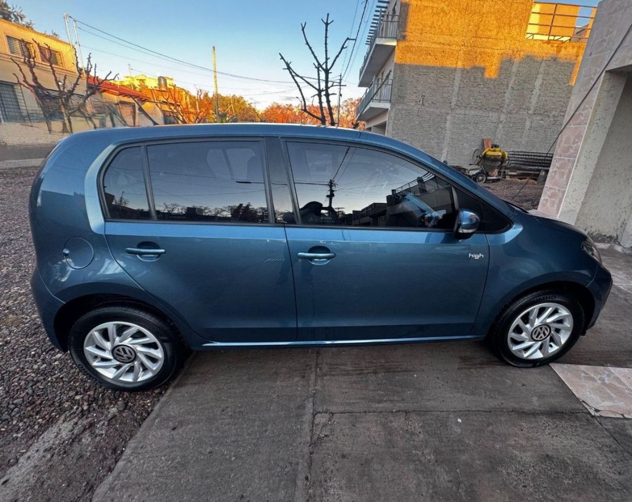 Volkswagen UP Usado en Mendoza, deRuedas