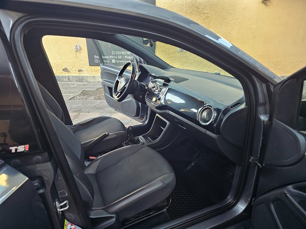 Volkswagen UP Usado en Mendoza, deRuedas