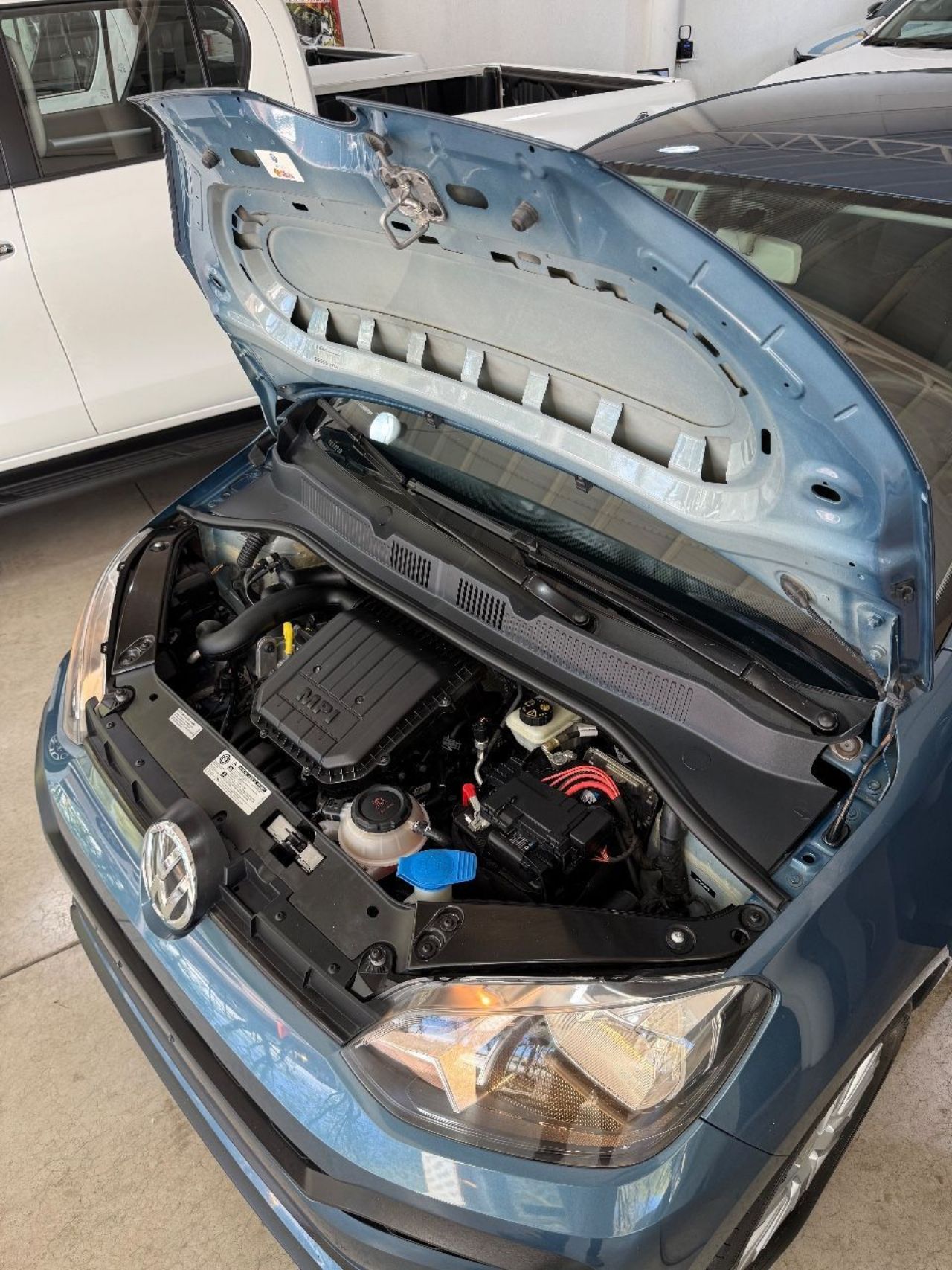 Volkswagen UP Usado Financiado en Mendoza, deRuedas