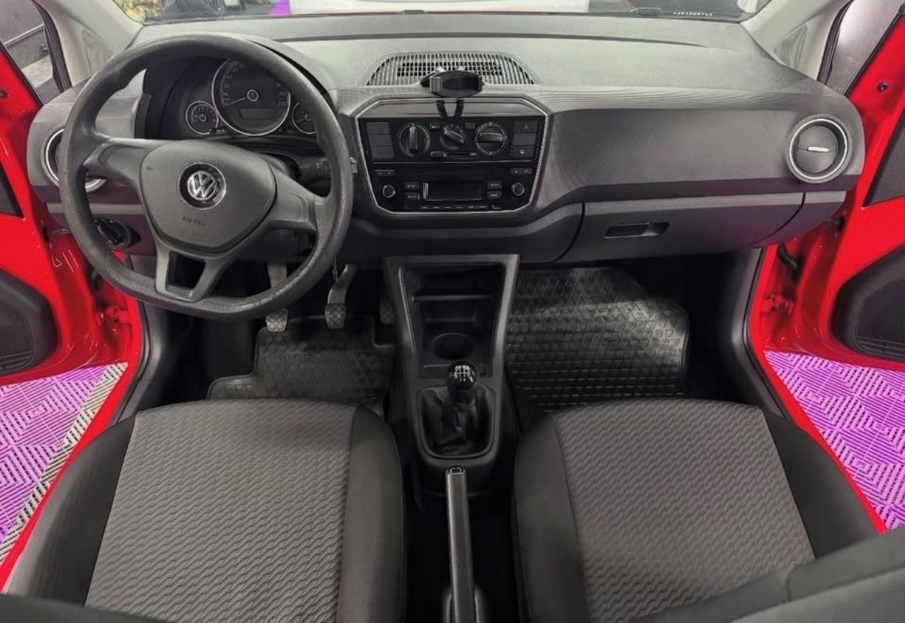 Volkswagen UP Usado en Córdoba, deRuedas