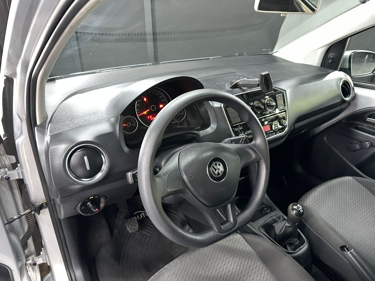 Volkswagen UP Usado en Córdoba, deRuedas