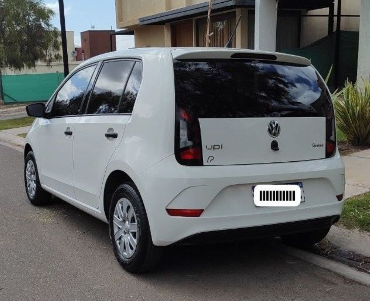 Volkswagen UP Usado en Mendoza, deRuedas