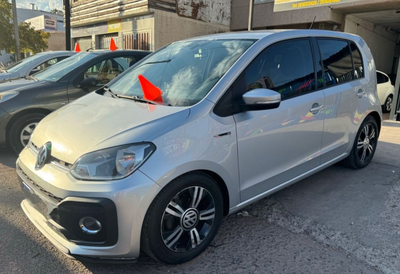 Volkswagen UP Usado Financiado en Mendoza, deRuedas