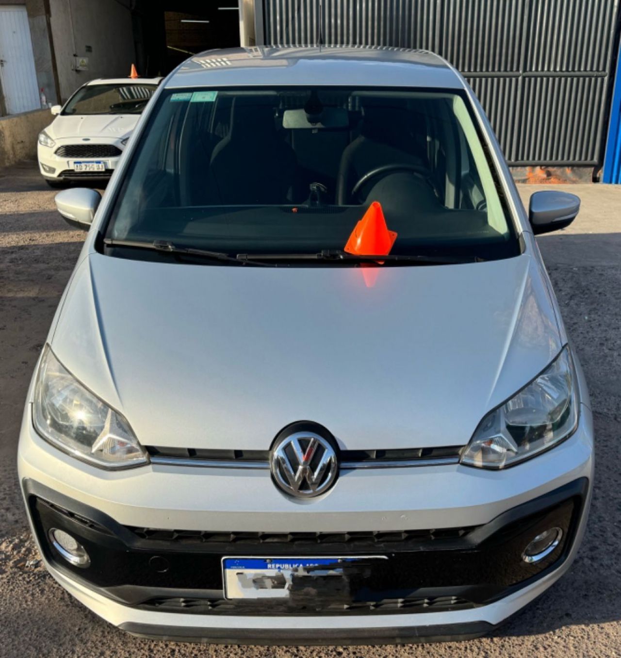 Volkswagen UP Usado Financiado en Mendoza, deRuedas