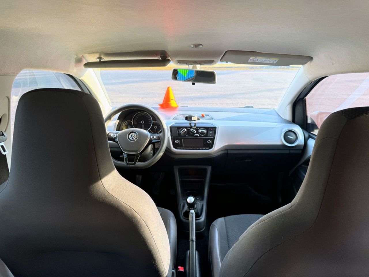 Volkswagen UP Usado Financiado en Mendoza, deRuedas
