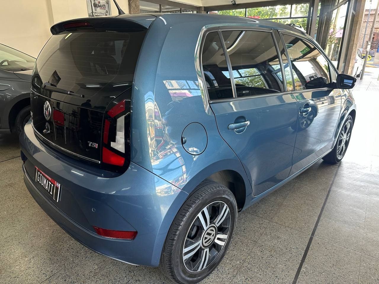 Volkswagen UP Usado Financiado en Mendoza, deRuedas