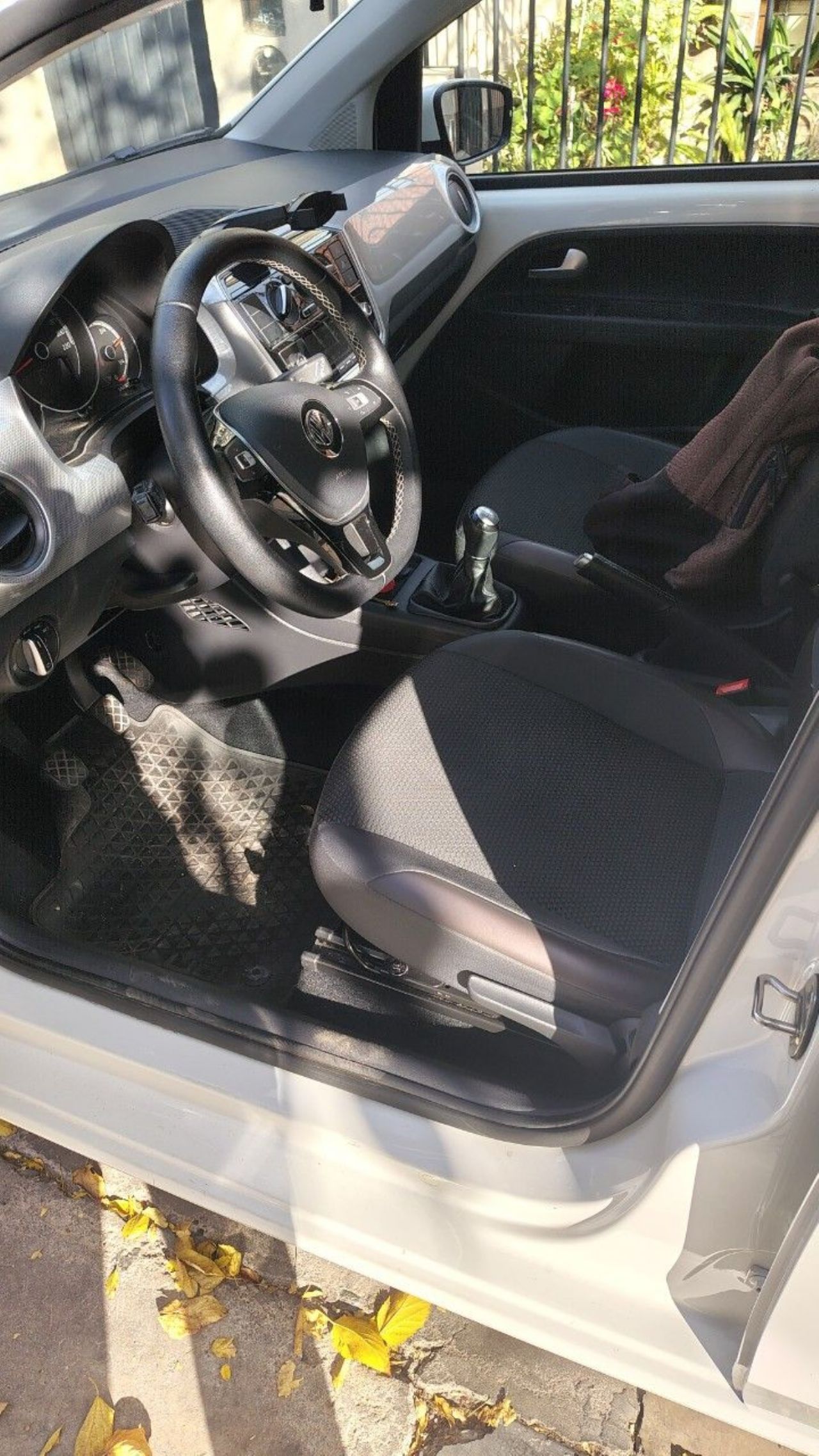 Volkswagen UP Usado en Mendoza, deRuedas