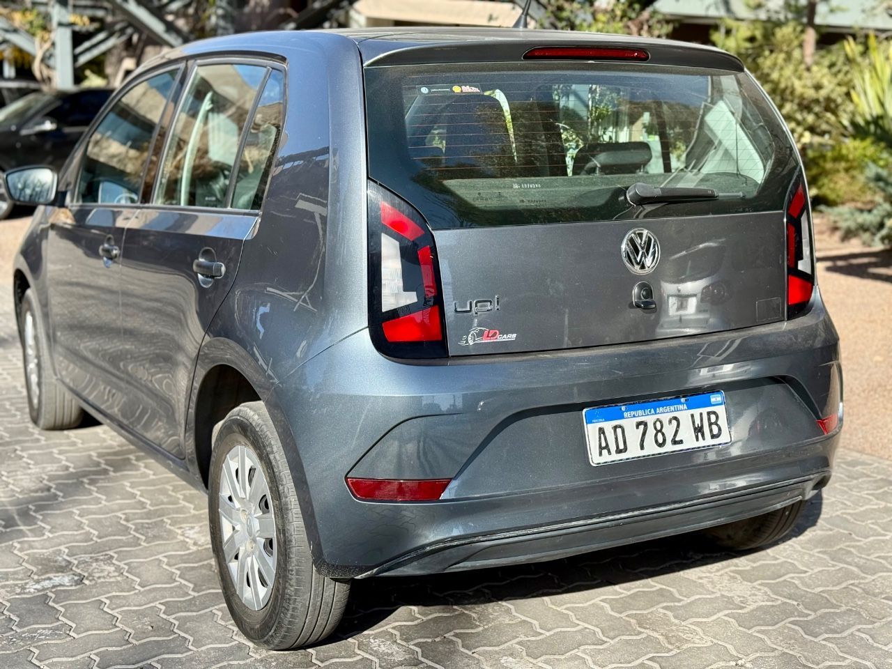 Volkswagen UP Usado en Mendoza, deRuedas