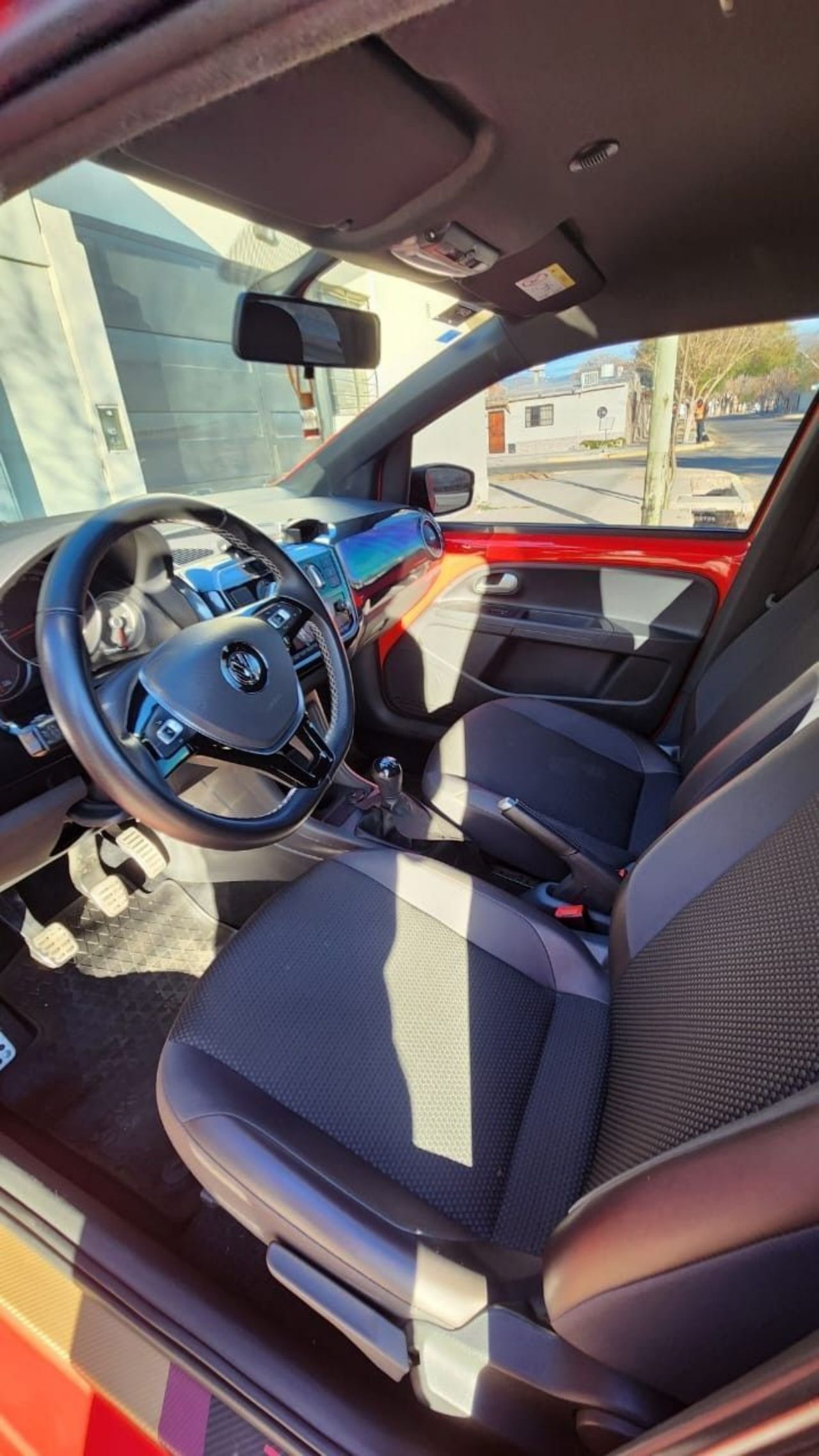 Volkswagen UP Usado en Mendoza, deRuedas