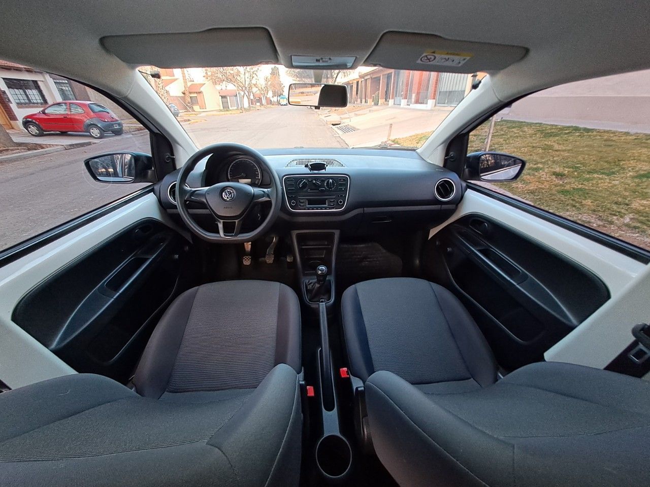 Volkswagen UP Usado en Mendoza, deRuedas