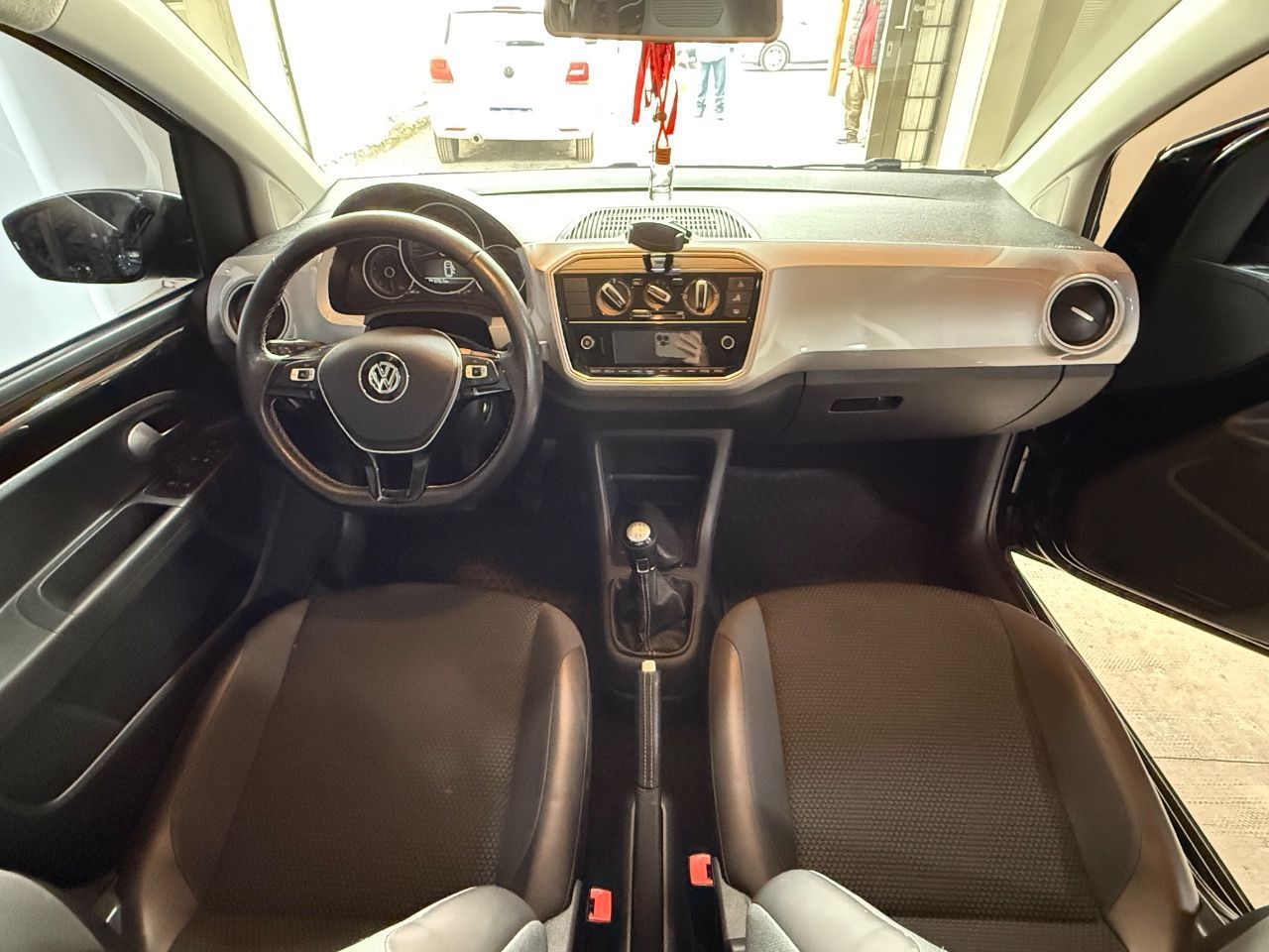 Volkswagen UP Usado Financiado en Mendoza, deRuedas